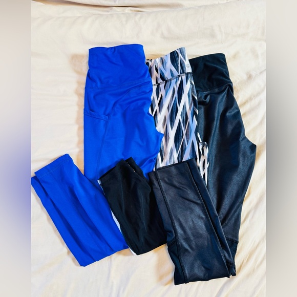 Pants - Bundle of Small Workout Leggings